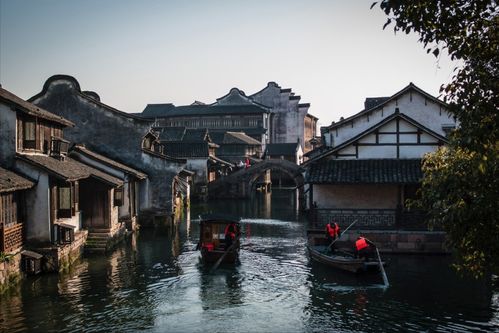 乌镇旅游必去十大景点，穿越千年水乡的绝美之旅
