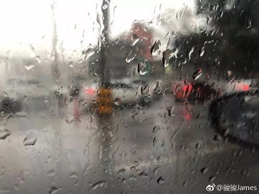 准雨天气大字版,模糊边界中的诗意与守望 准雨天气大字版,模糊边界中的诗意与守望